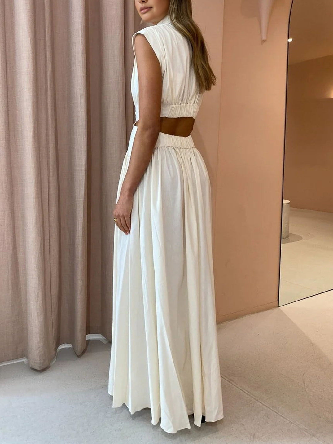 Women’s Mock Neck Cutout Waist Maxi Dress with Side Pockets